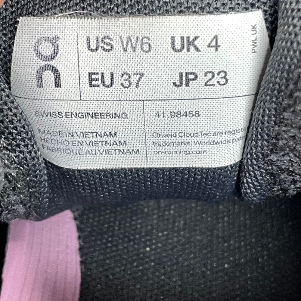 On Cloudswift Womens Running Shoes Size 6 Grey Mesh CloudTec Cushioning - Picture 2 of 15